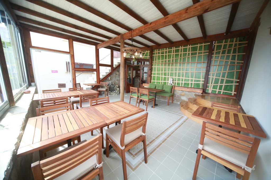 Apollon Hotel Tenedos Buitenkant foto