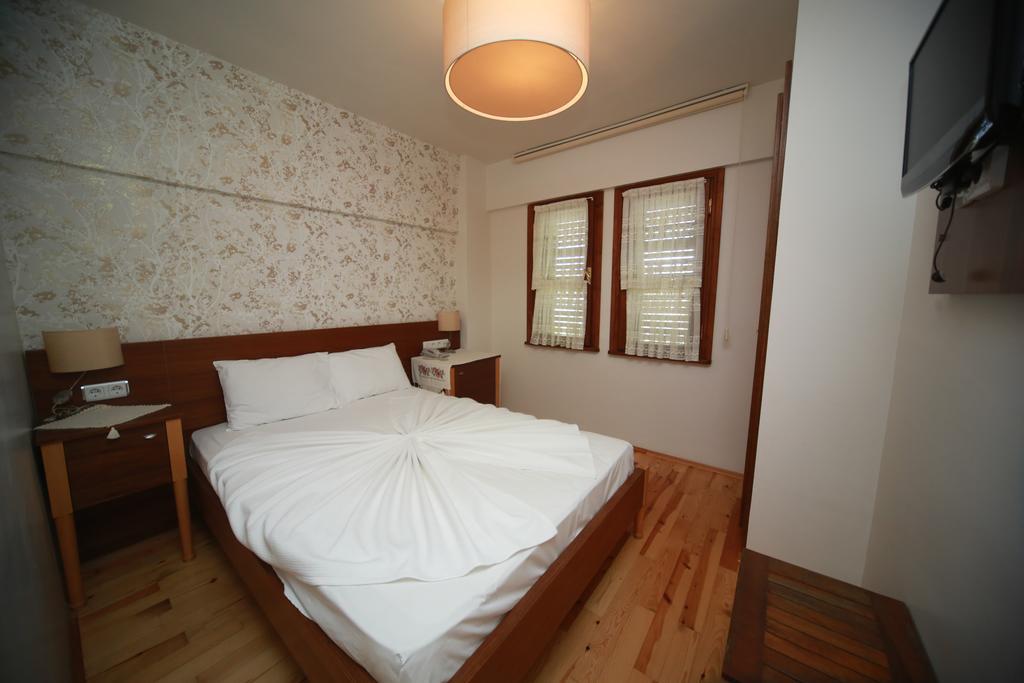 Apollon Hotel Tenedos Buitenkant foto