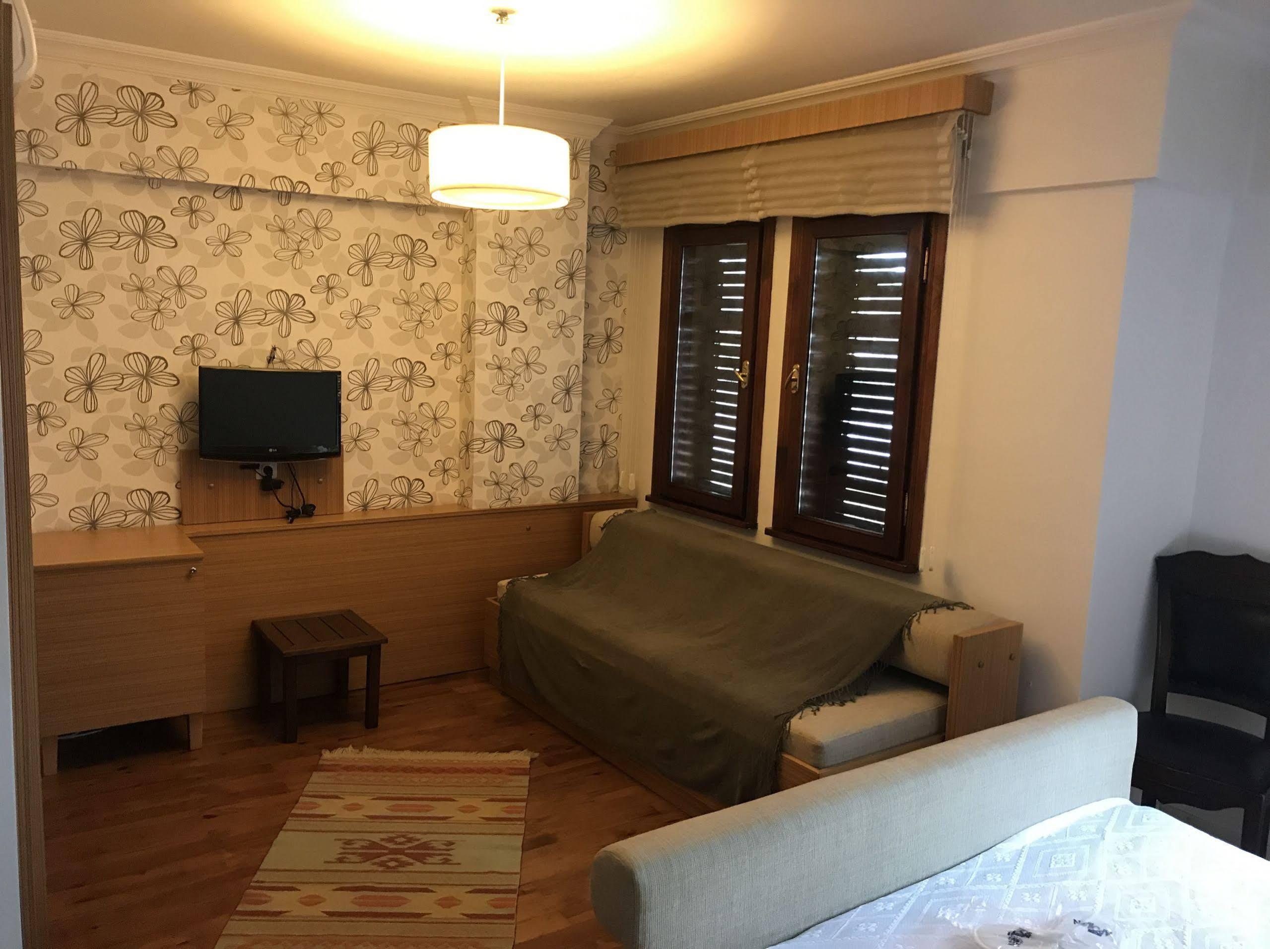 Apollon Hotel Tenedos Buitenkant foto